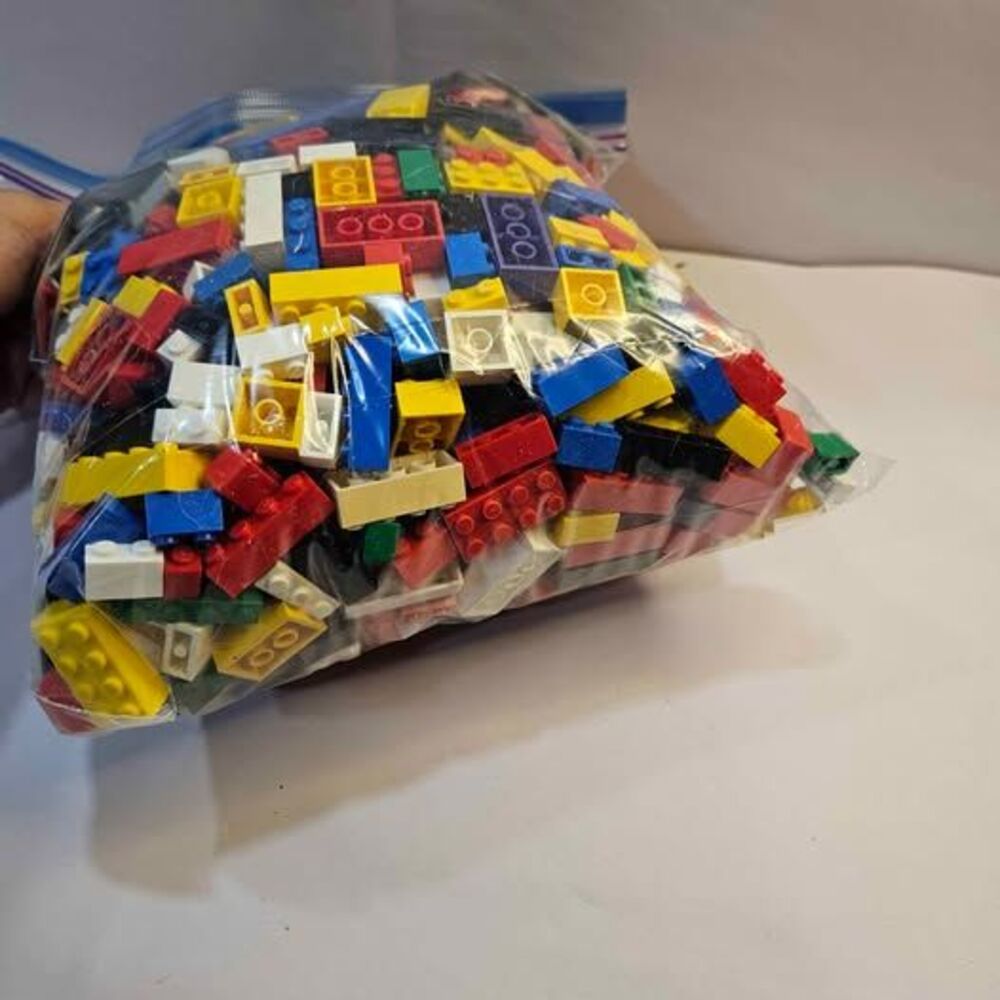 2.82 lbs Bulk LEGO Bricks - Picture 5 of 9